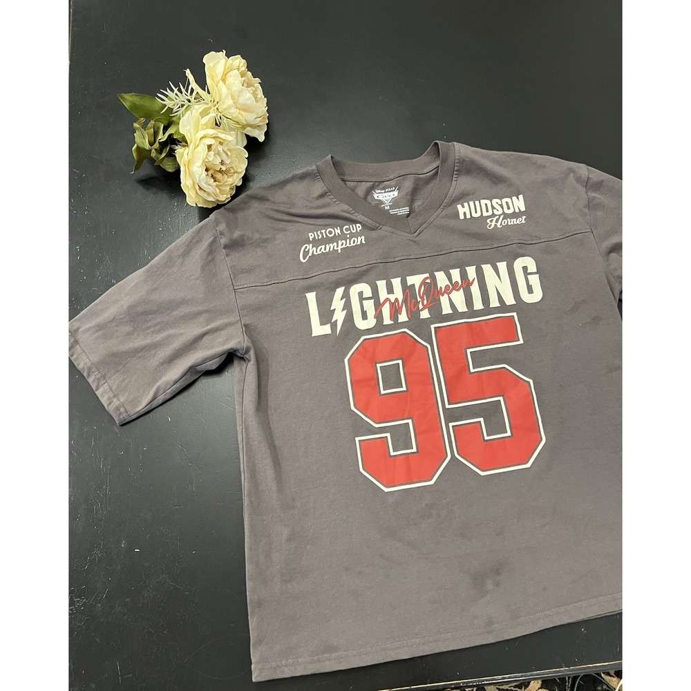 Disney Cars Hudson Hornet Lightning McQueen Pit Crew Grey Jersey Tee Sz M As Is